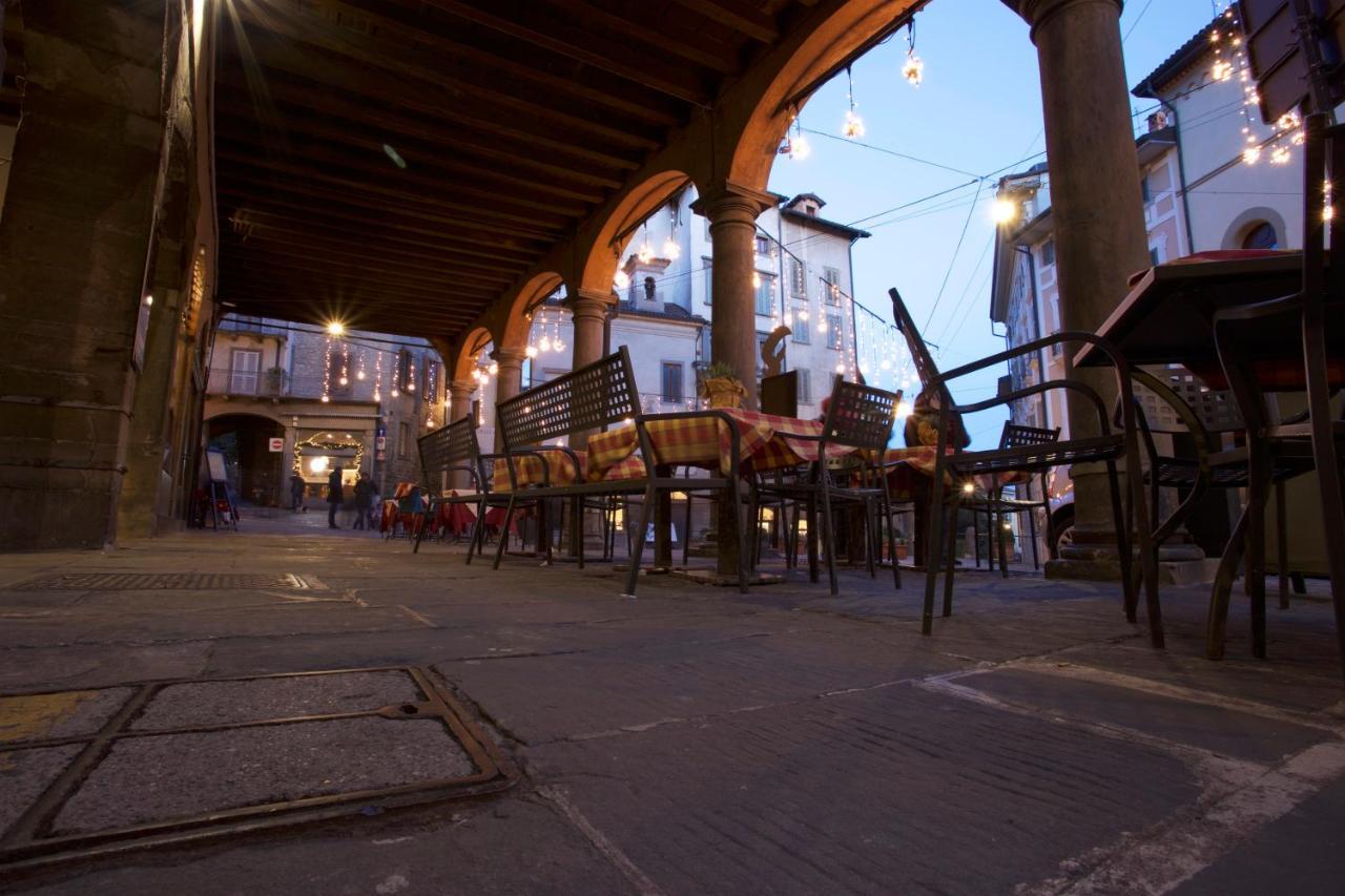 Casa Vacanze Piazza Vecchia แบร์กาโม ภายนอก รูปภาพ